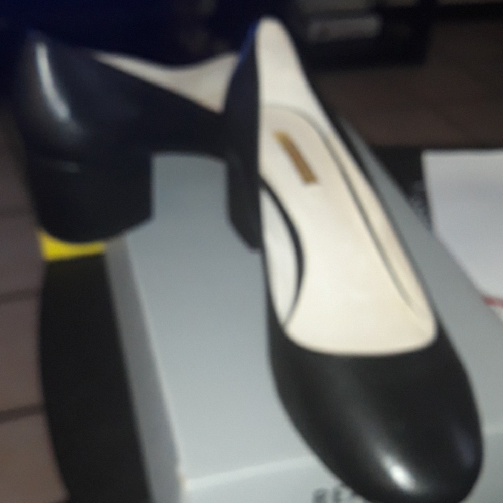 Ladies Low Heels